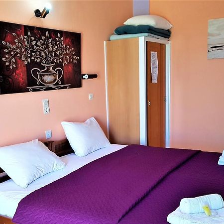 Stars Hotel (Adults Only) آغيوس غيوريوس المظهر الخارجي الصورة
