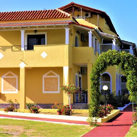 Stars Hotel (Adults Only) آغيوس غيوريوس المظهر الخارجي الصورة