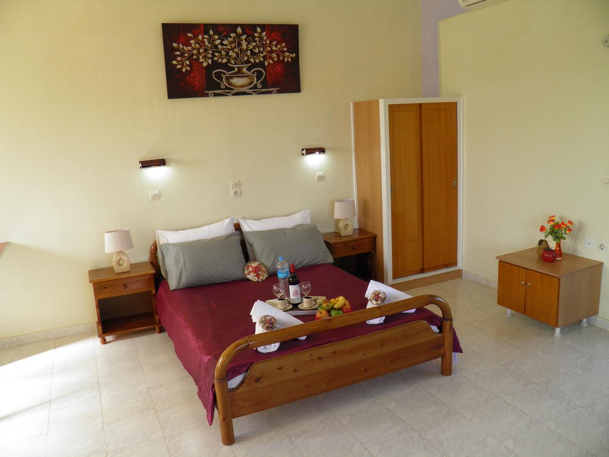 Stars Hotel (Adults Only) آغيوس غيوريوس المظهر الخارجي الصورة
