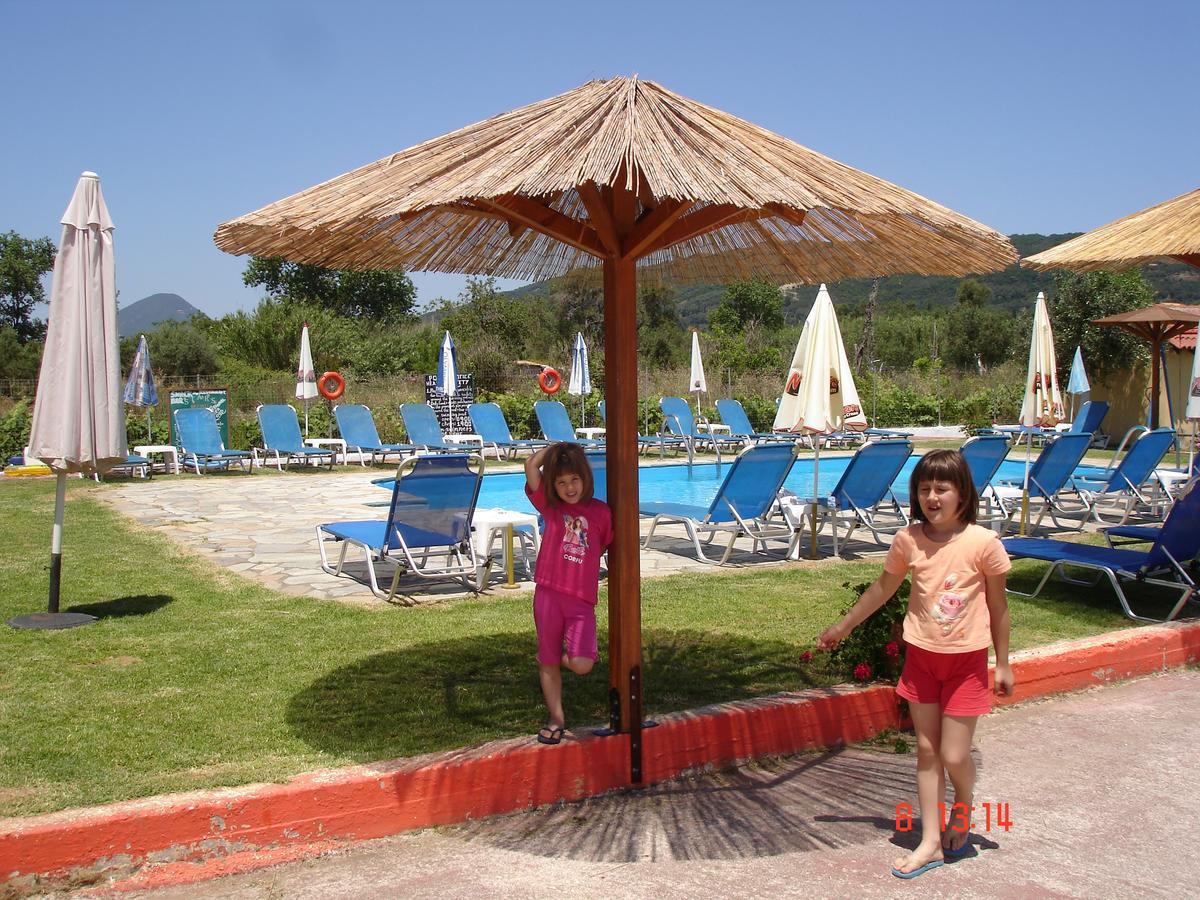Stars Hotel (Adults Only) آغيوس غيوريوس المظهر الخارجي الصورة