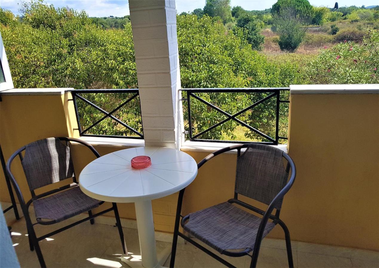 Stars Hotel (Adults Only) آغيوس غيوريوس المظهر الخارجي الصورة